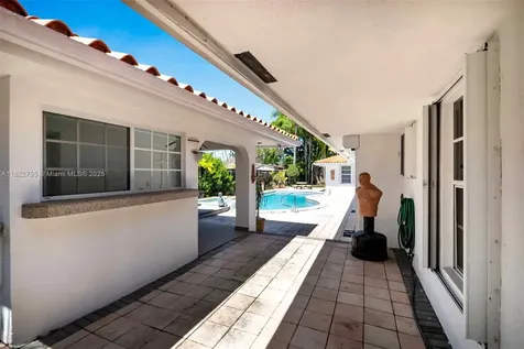 7080 SW 98th Avenue Miami FL 33173