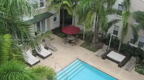 533 NE 3rd Avenue Fort Lauderdale FL 33301