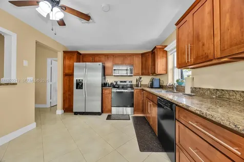 470 SE 21st Lane Homestead FL 33033