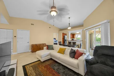 470 SE 21st Lane Homestead FL 33033