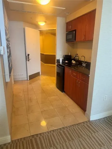 18001 Collins Avenue Sunny Isles Beach FL 33160