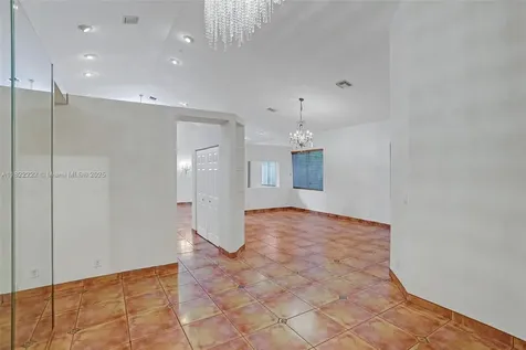 5025 NW 95th Drive Coral Springs FL 33076