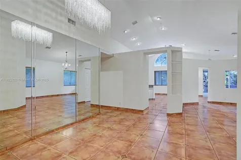 5025 NW 95th Drive Coral Springs FL 33076