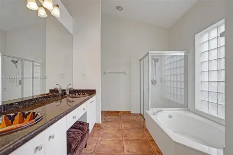5025 NW 95th Drive Coral Springs FL 33076