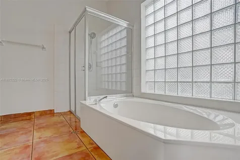 5025 NW 95th Drive Coral Springs FL 33076