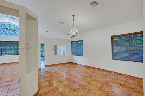 5025 NW 95th Drive Coral Springs FL 33076