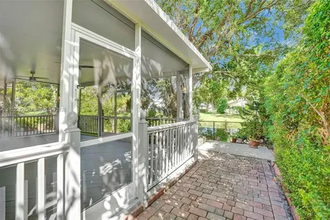 5025 NW 95th Drive Coral Springs FL 33076