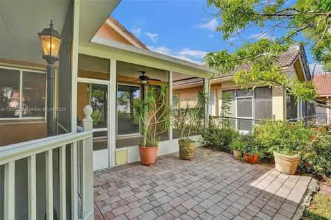 5025 NW 95th Drive Coral Springs FL 33076