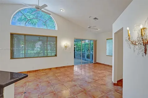 5025 NW 95th Drive Coral Springs FL 33076