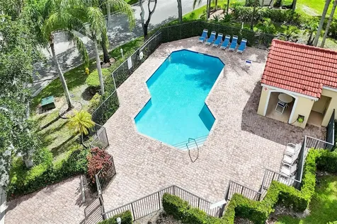 5025 NW 95th Drive Coral Springs FL 33076