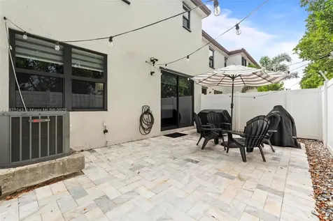 10129 W 32nd Lane Hialeah FL 33018