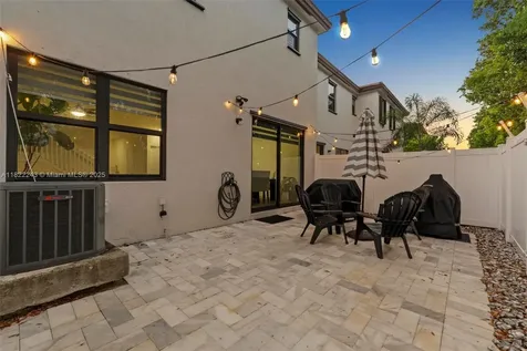 10129 W 32nd Lane Hialeah FL 33018