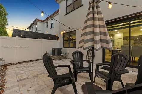 10129 W 32nd Lane Hialeah FL 33018