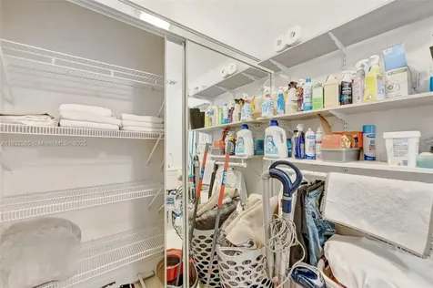 11230 SW 69th Court Pinecrest FL 33156