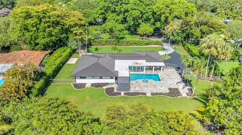 11230 SW 69th Court Pinecrest FL 33156