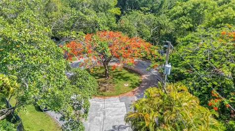 11230 SW 69th Court Pinecrest FL 33156