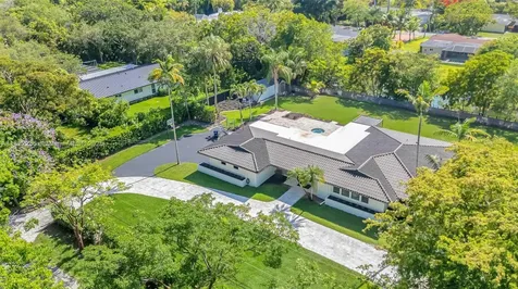 11230 SW 69th Court Pinecrest FL 33156