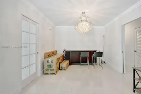 11230 SW 69th Court Pinecrest FL 33156