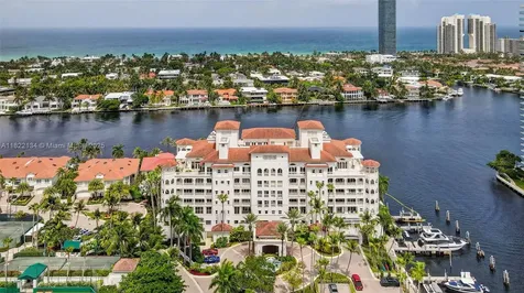 19925 NE 39th Place Aventura FL 33180