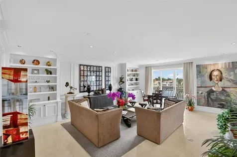19925 NE 39th Place Aventura FL 33180