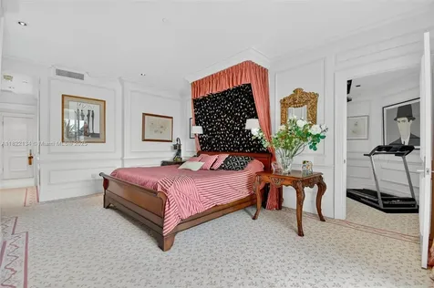 19925 NE 39th Place Aventura FL 33180