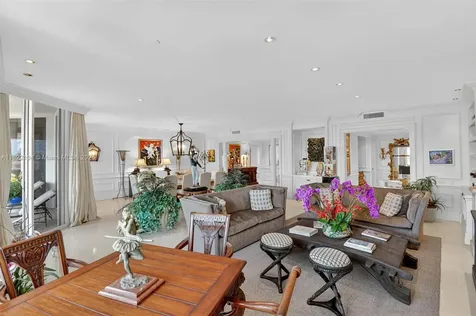 19925 NE 39th Place Aventura FL 33180