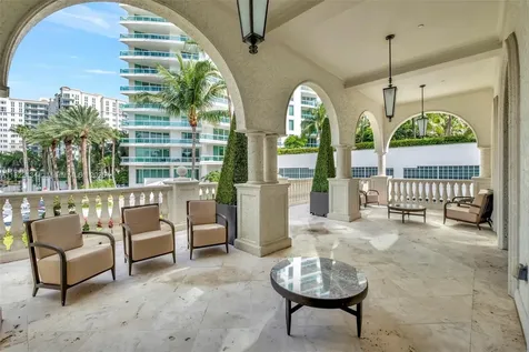 19925 NE 39th Place Aventura FL 33180