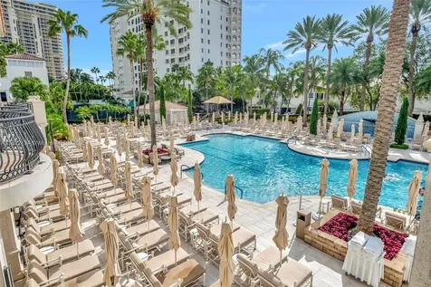 19925 NE 39th Place Aventura FL 33180