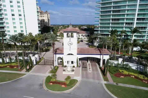 19925 NE 39th Place Aventura FL 33180