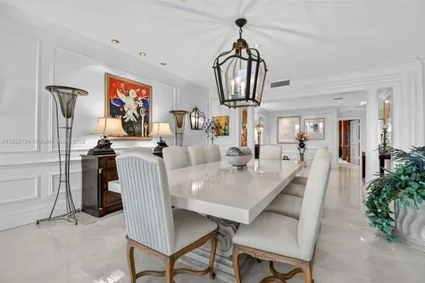19925 NE 39th Place Aventura FL 33180