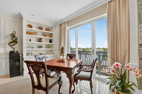 19925 NE 39th Place Aventura FL 33180