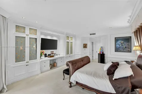 19925 NE 39th Place Aventura FL 33180