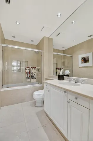 19925 NE 39th Place Aventura FL 33180