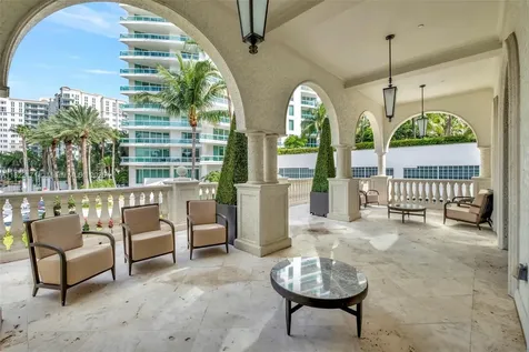 19925 NE 39th Place Aventura FL 33180