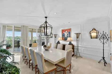 19925 NE 39th Place Aventura FL 33180
