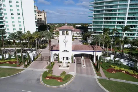 19925 NE 39th Place Aventura FL 33180