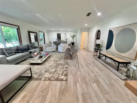 13200 SW 59th Avenue Pinecrest FL 33156