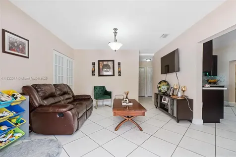 230 W 47th Street Hialeah FL 33012