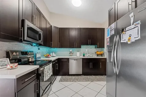 230 W 47th Street Hialeah FL 33012