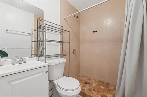 230 W 47th Street Hialeah FL 33012