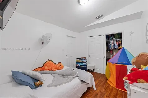 230 W 47th Street Hialeah FL 33012
