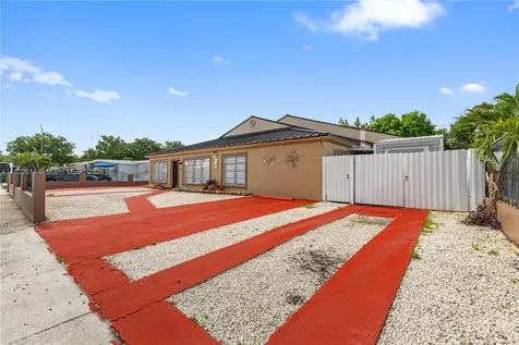 230 W 47th Street Hialeah FL 33012