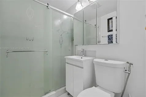 230 W 47th Street Hialeah FL 33012