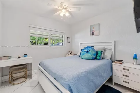 230 W 47th Street Hialeah FL 33012