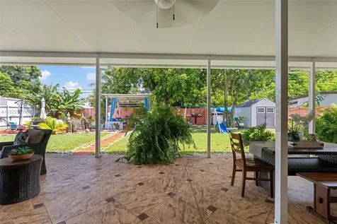 230 W 47th Street Hialeah FL 33012