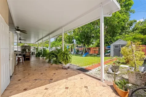 230 W 47th Street Hialeah FL 33012