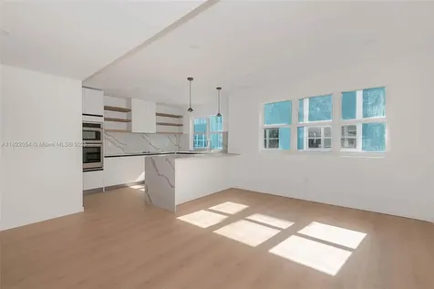 824 SE 12th Court Fort Lauderdale FL 33316