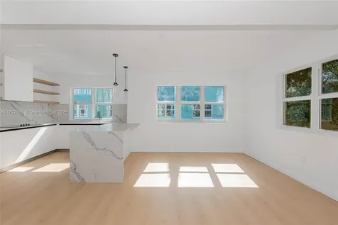 824 SE 12th Court Fort Lauderdale FL 33316
