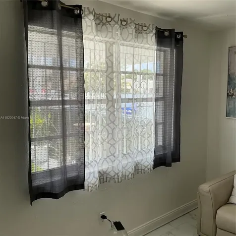 1924 NW 35th Street Miami FL 33142