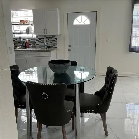 1924 NW 35th Street Miami FL 33142
